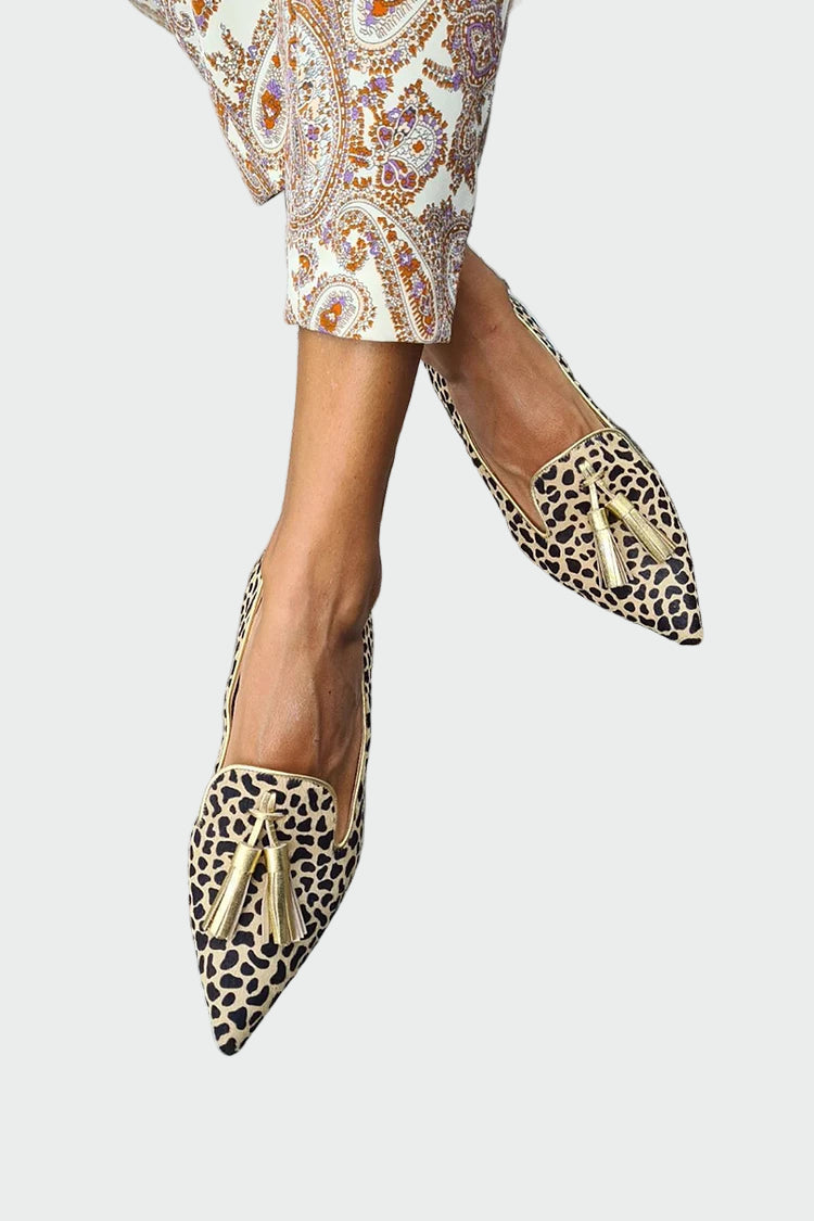 Pointed Toe Loafers with Tassels