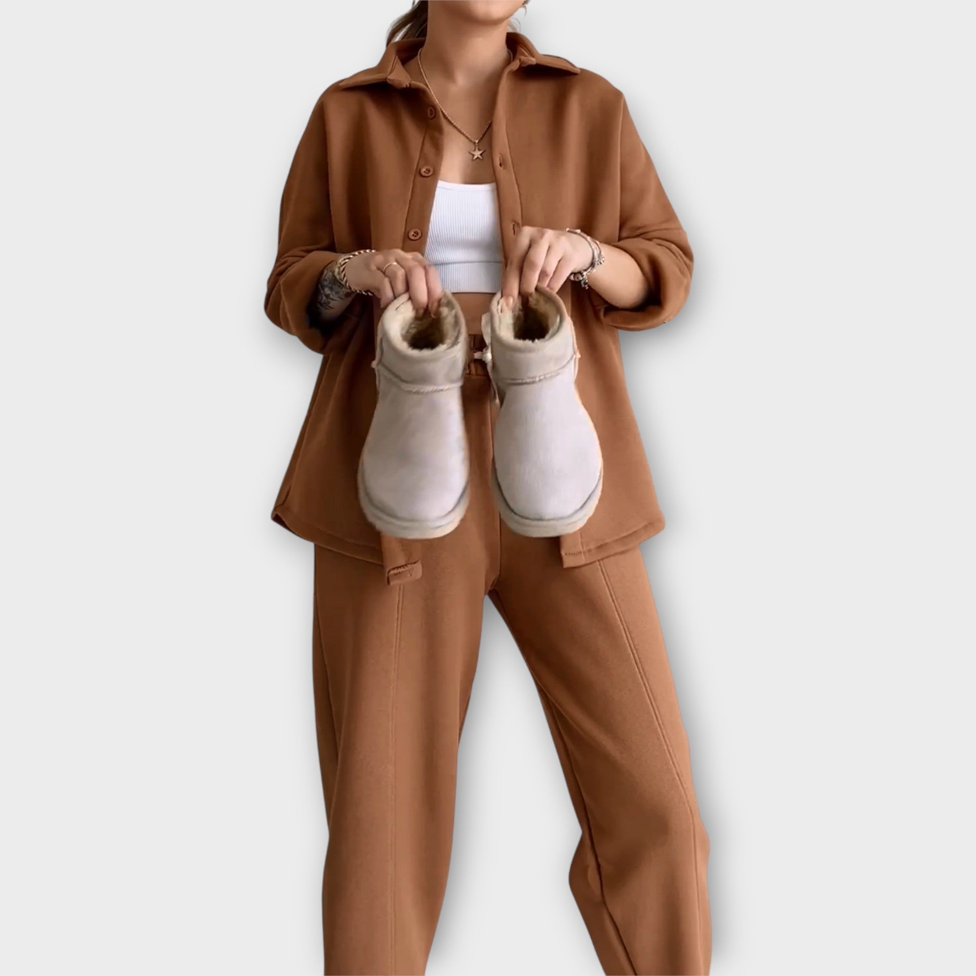 Button Set with Elegant Line