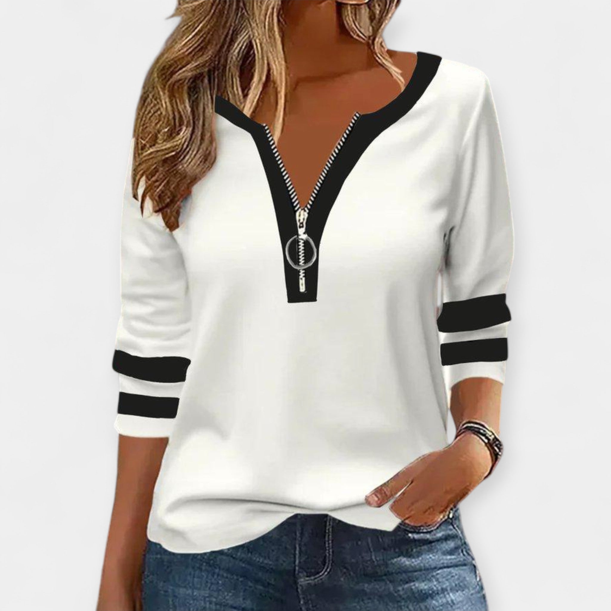 Long-Sleeved Zip-Up Top