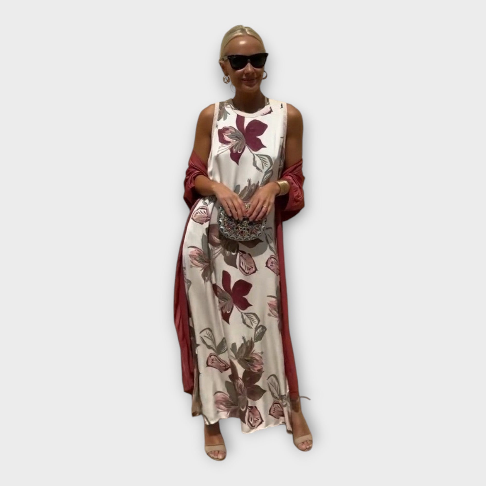 Maxi Dress with Floral Patterns and Airy Elegance