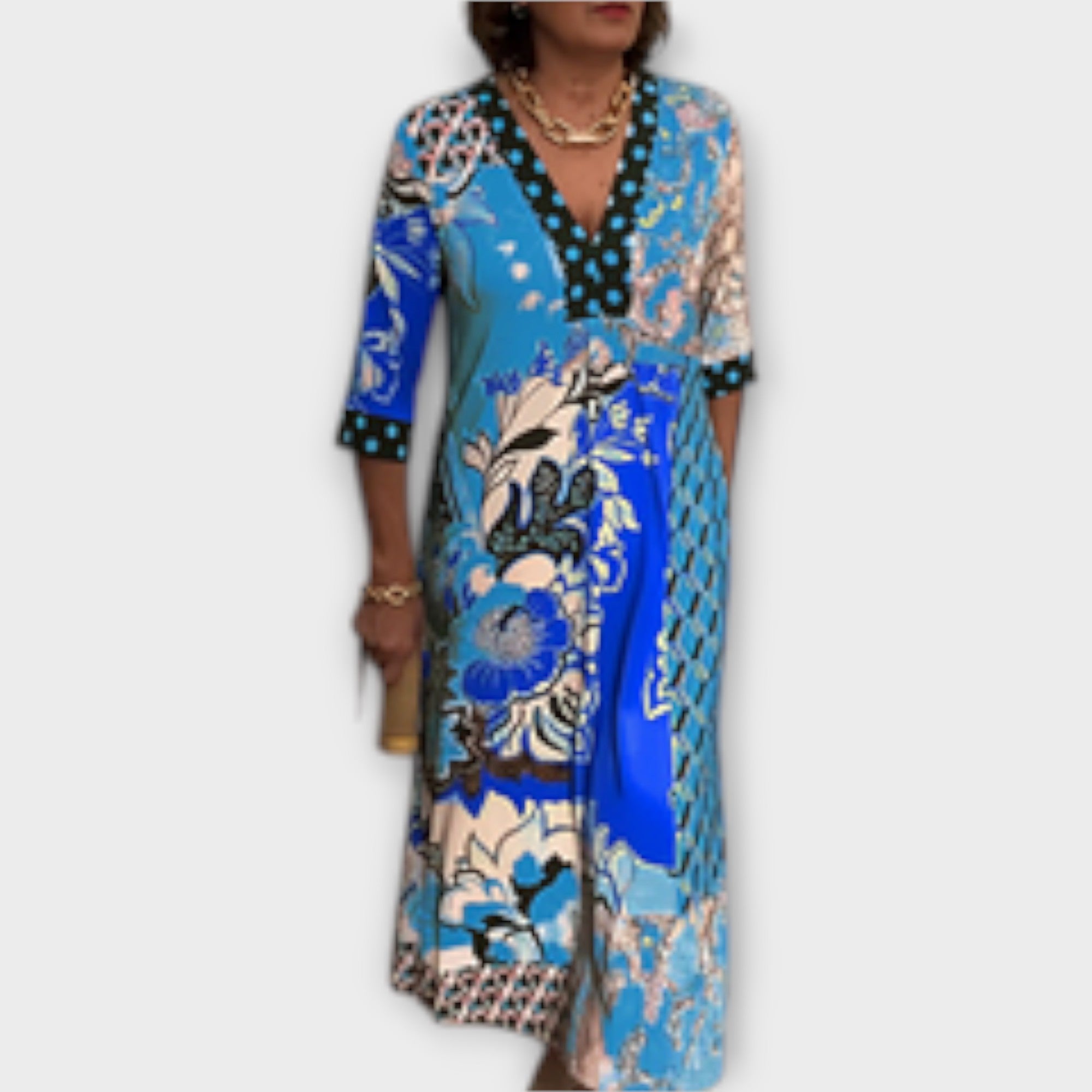 Dress with Elegant Neckline and Unique Designs