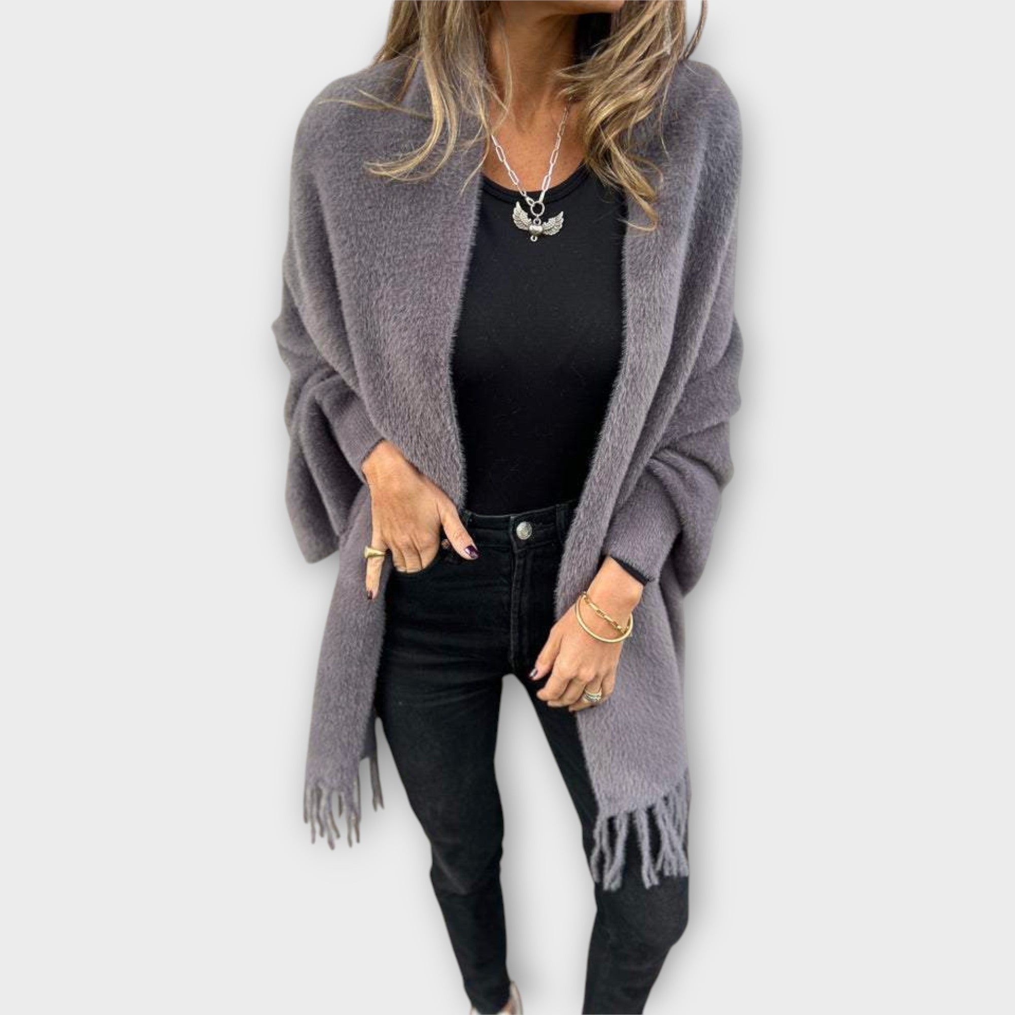 Knitted Wrap with Fringes