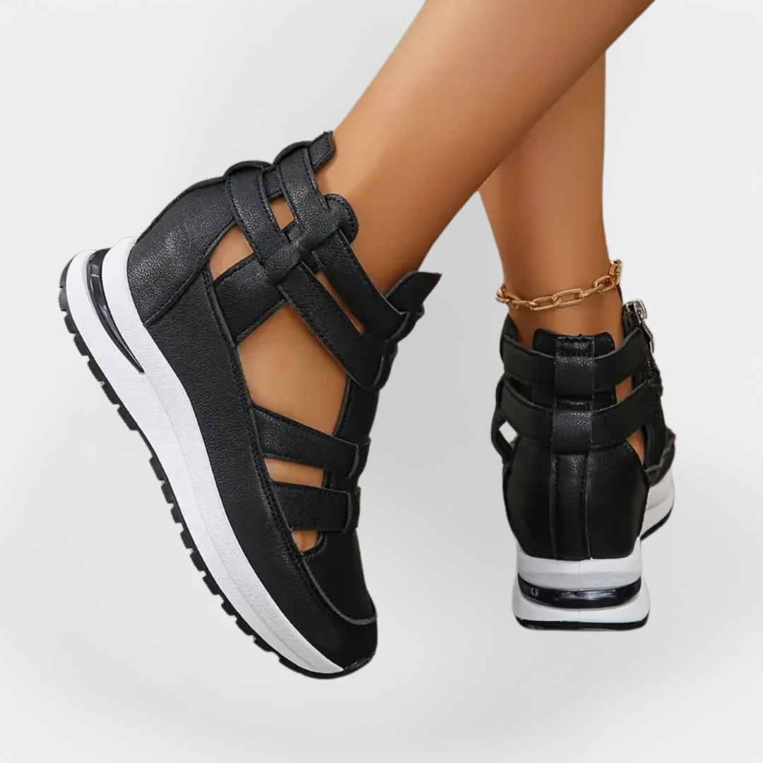 Elegant Lightweight Heeled Sandal with Side Zip