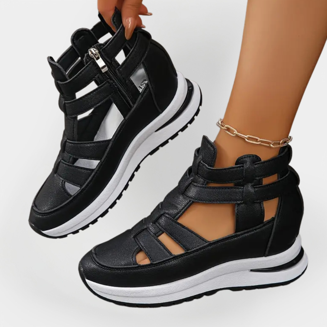 Elegant Lightweight Heeled Sandal with Side Zip