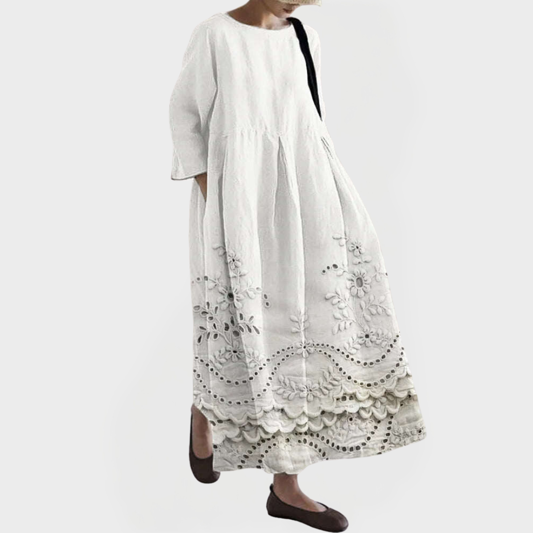 Elegant Maxi Dress in Linen with Embroidered Floral Lace
