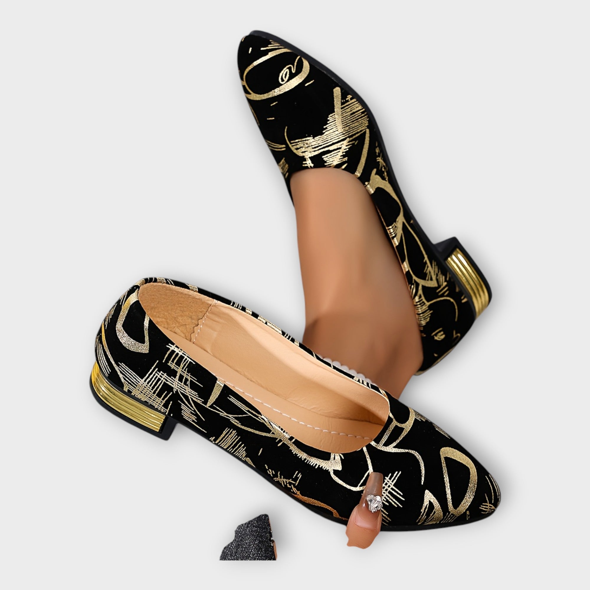 Elegant Ballerina Flats with Refined Details