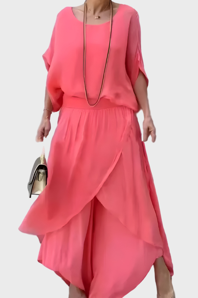 Top Wide and Trousers with Rips – Two-Piece Set in Chiffon