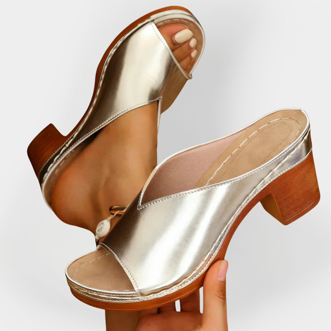 Orthopaedic Sandals with Thick Heel