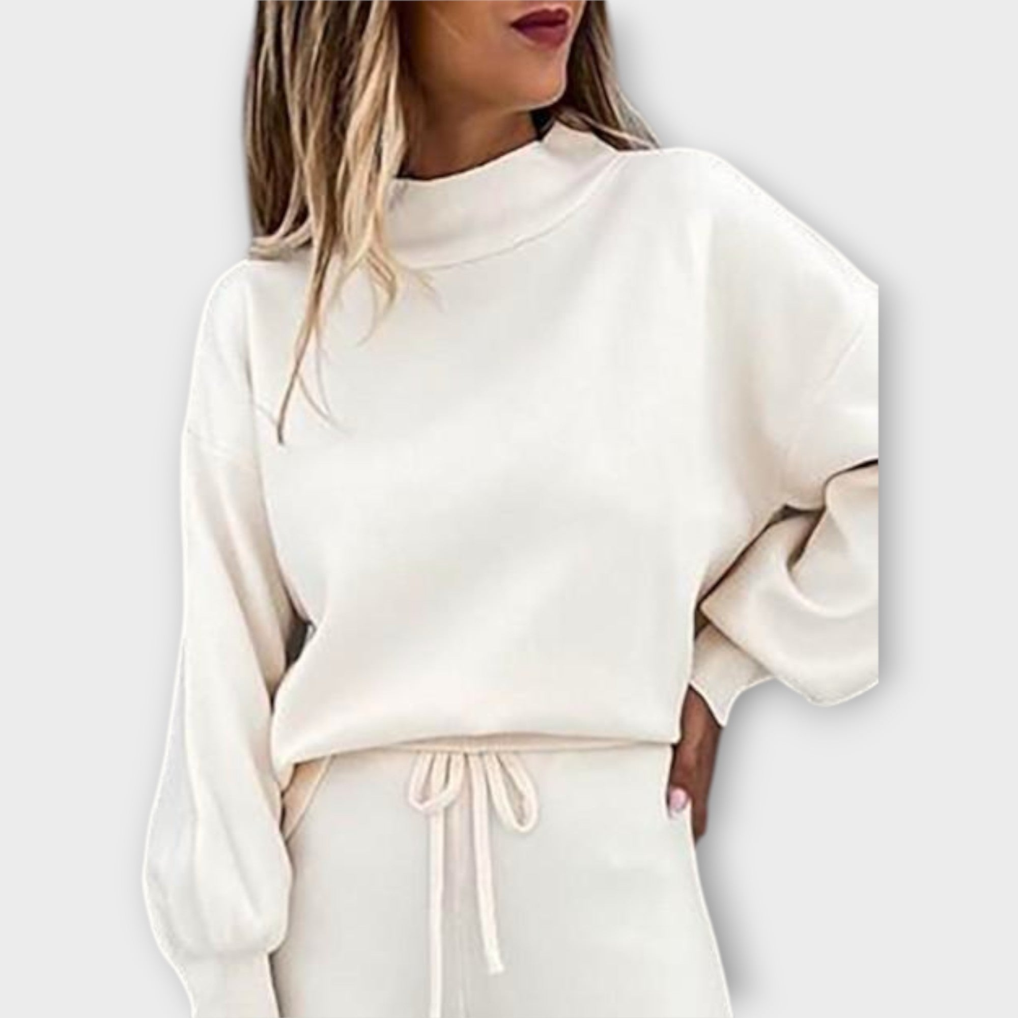 Set with Comfortable Fit and Timeless Elegance