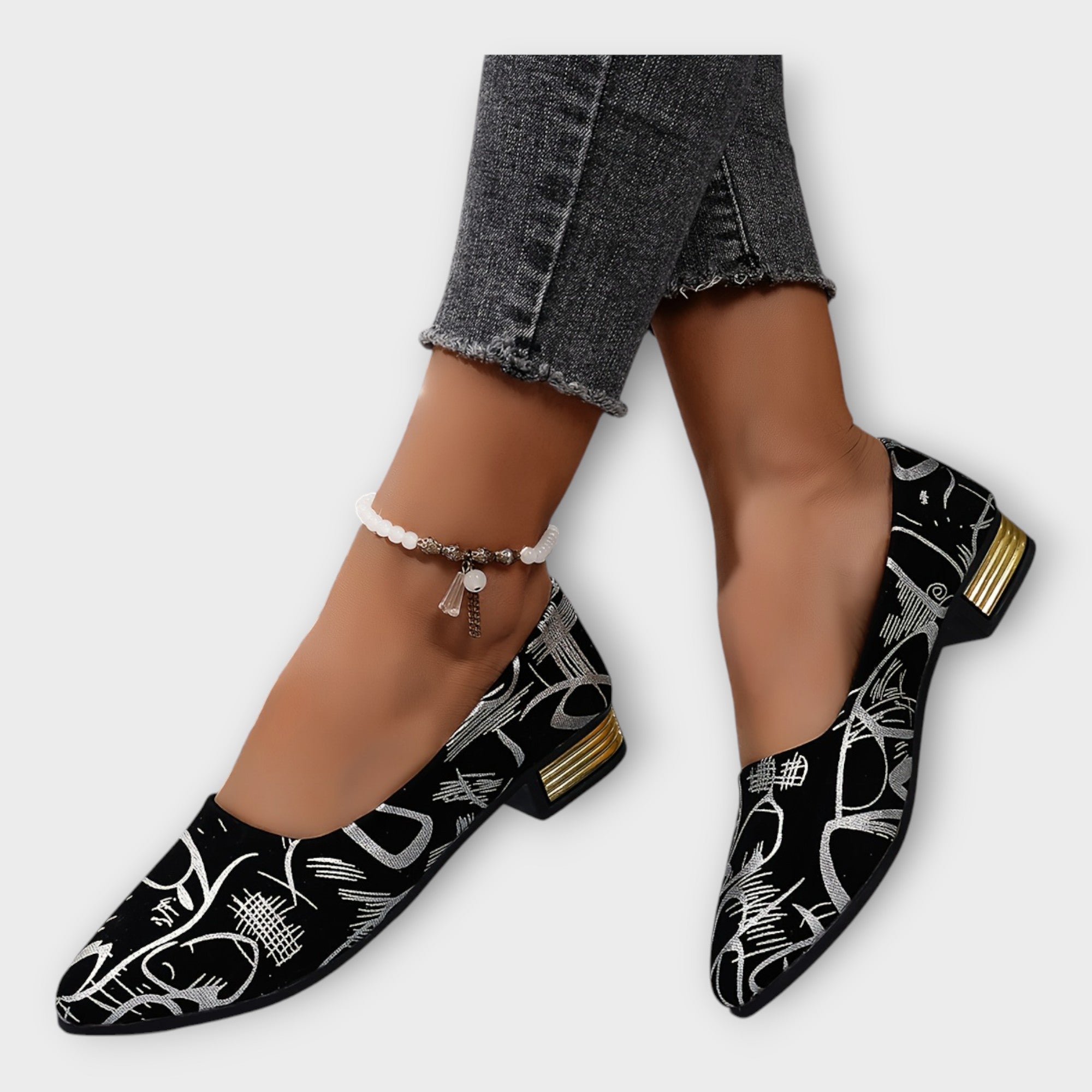 Elegant Ballerina Flats with Refined Details