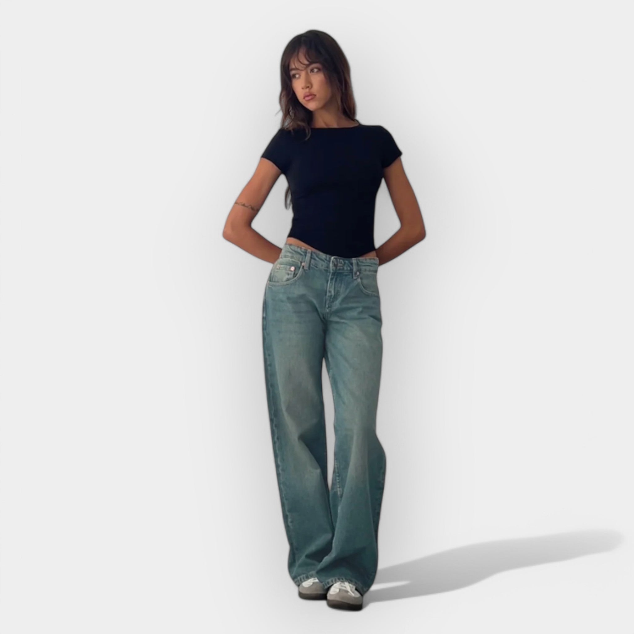 Low-rise Jeans