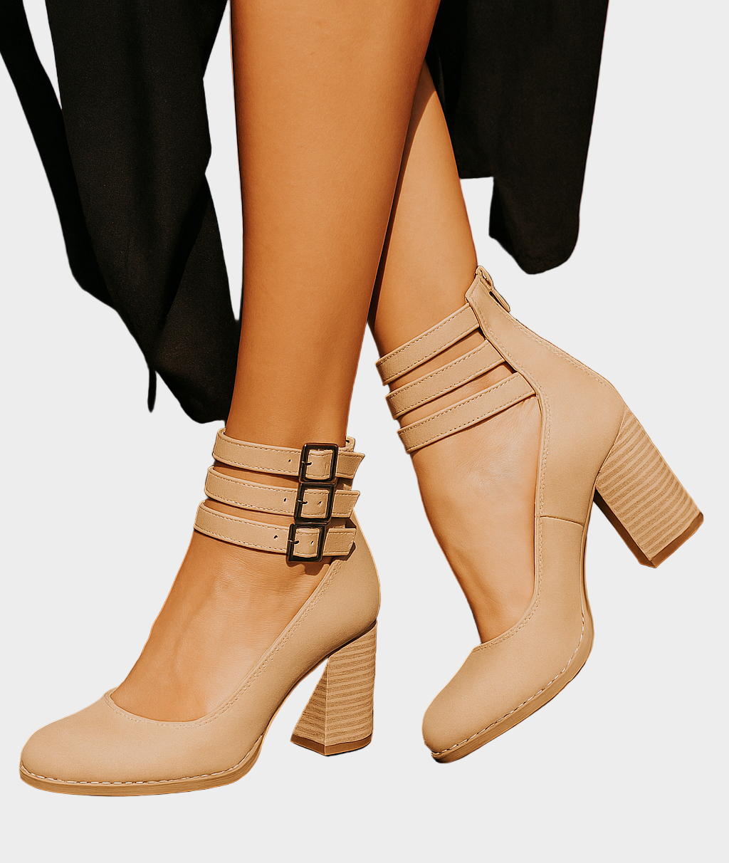 High Heeled Shoes with Multiple Straps