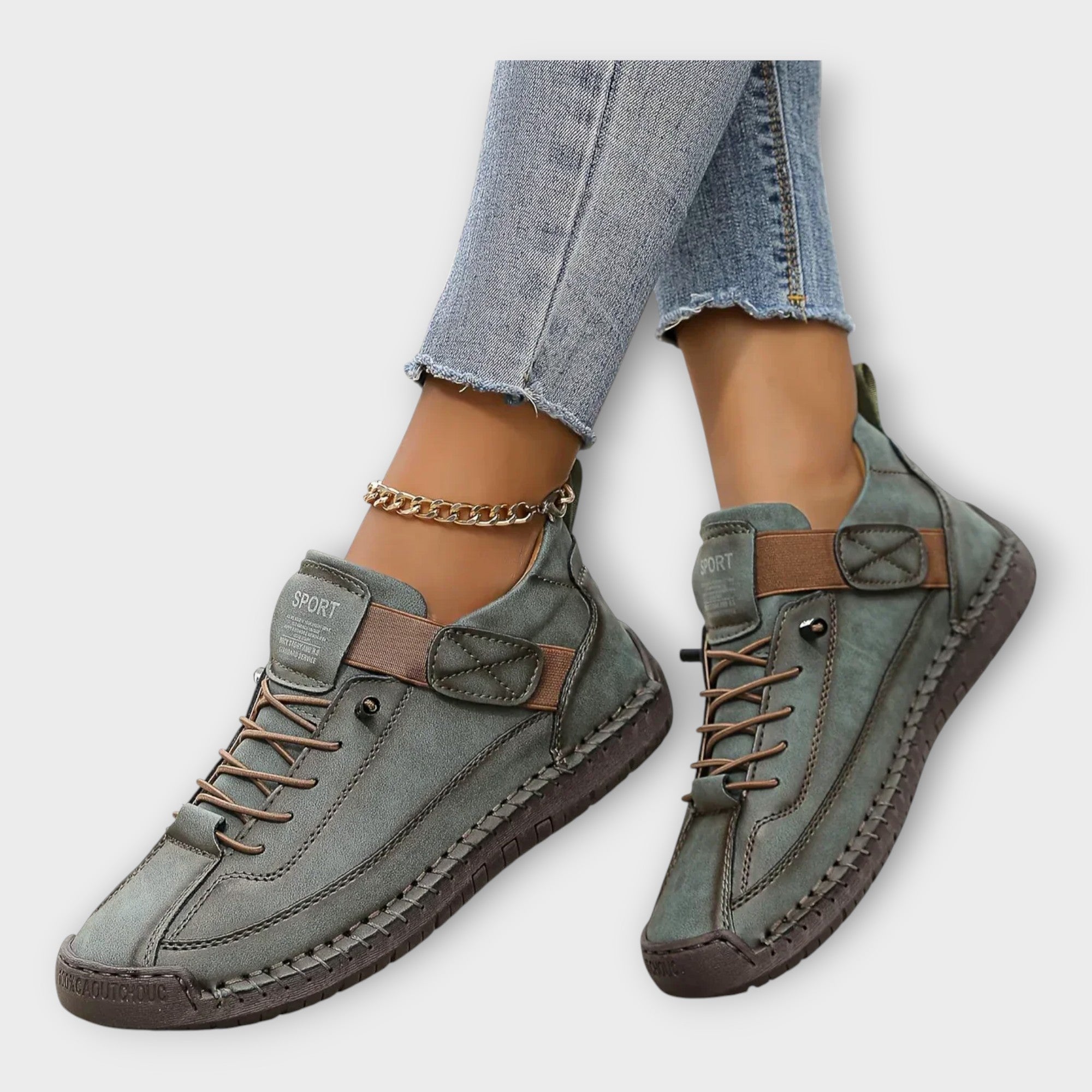 Sports shoes with a sleek and practical design