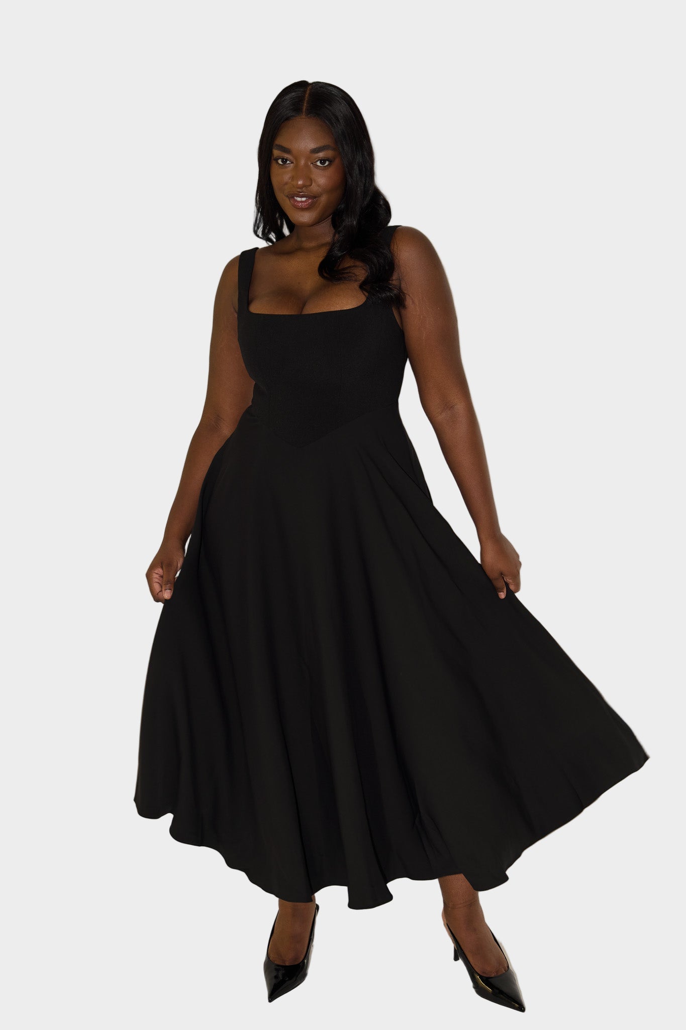 Timeless Airy Midi Dress with Elegant Silhouette and Natural Movement