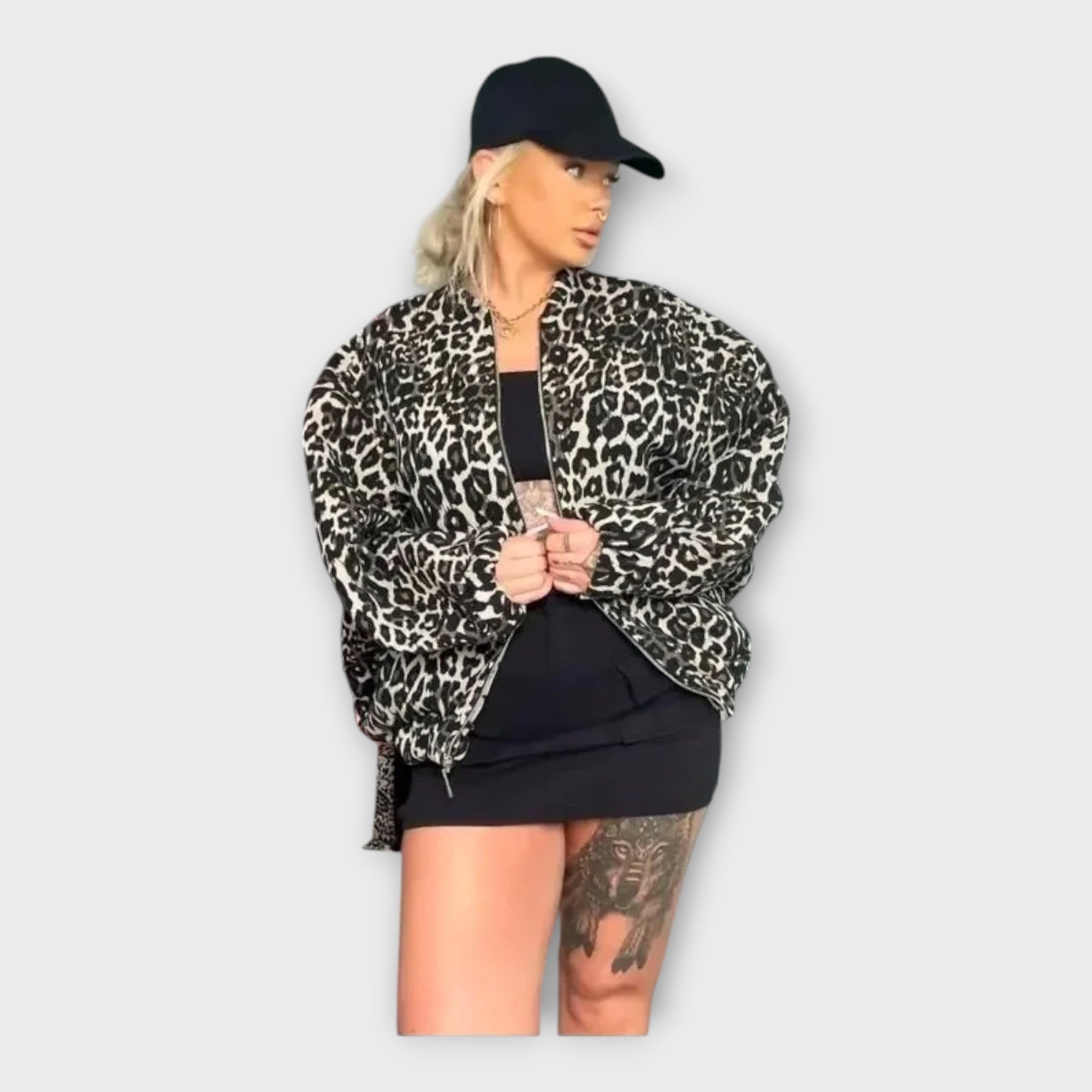 Elegant Blazer with Pattern