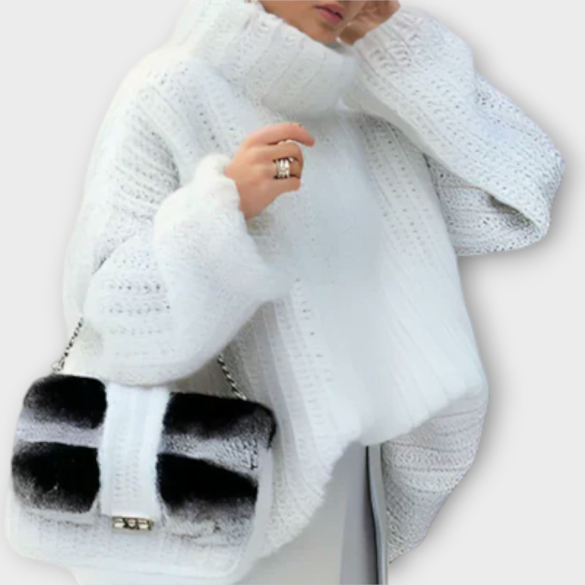 Paulina - Soft Women's Long-Sleeve Hoodie