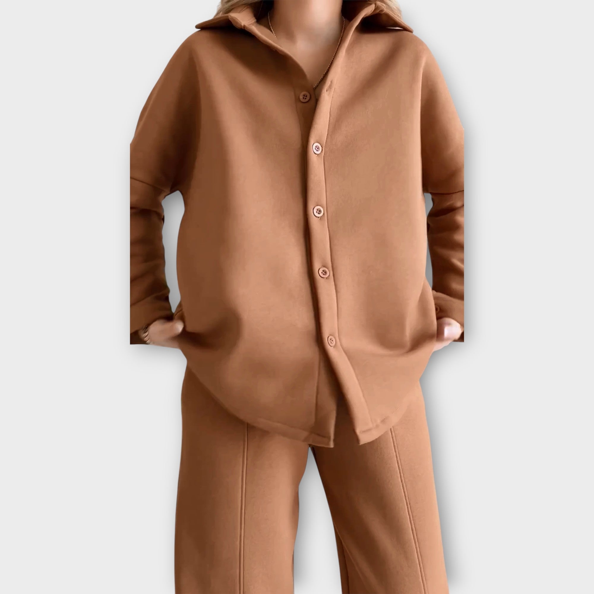 Button Set with Elegant Line