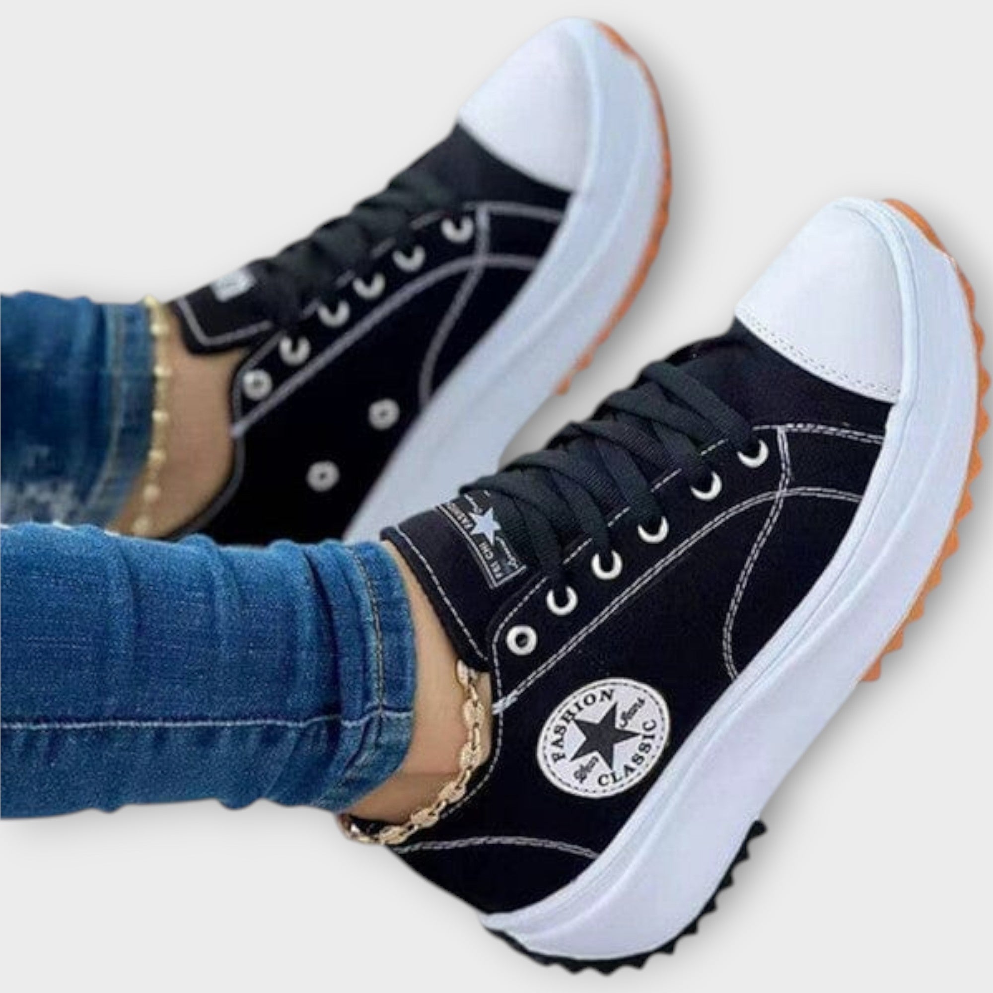 Elegant Sneakers with Modern Design