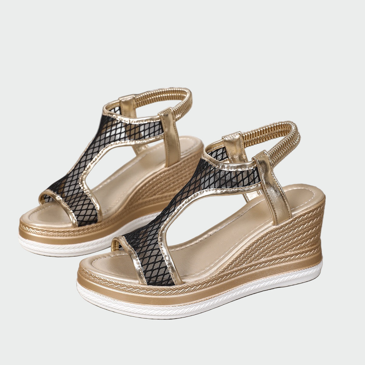 Elegant women's slip-on sandals with platform