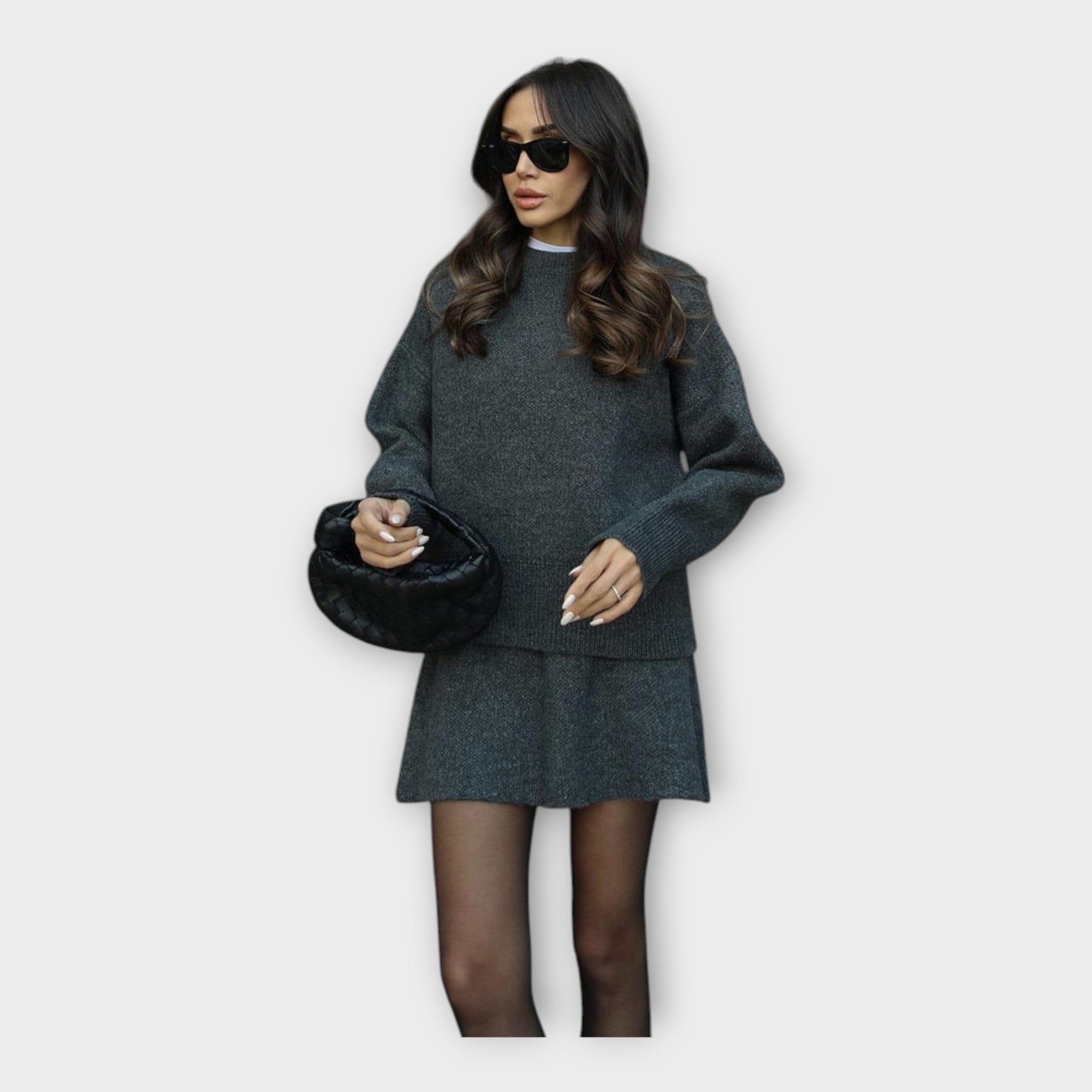 Knitted Top and Skirt Set with Modern Line