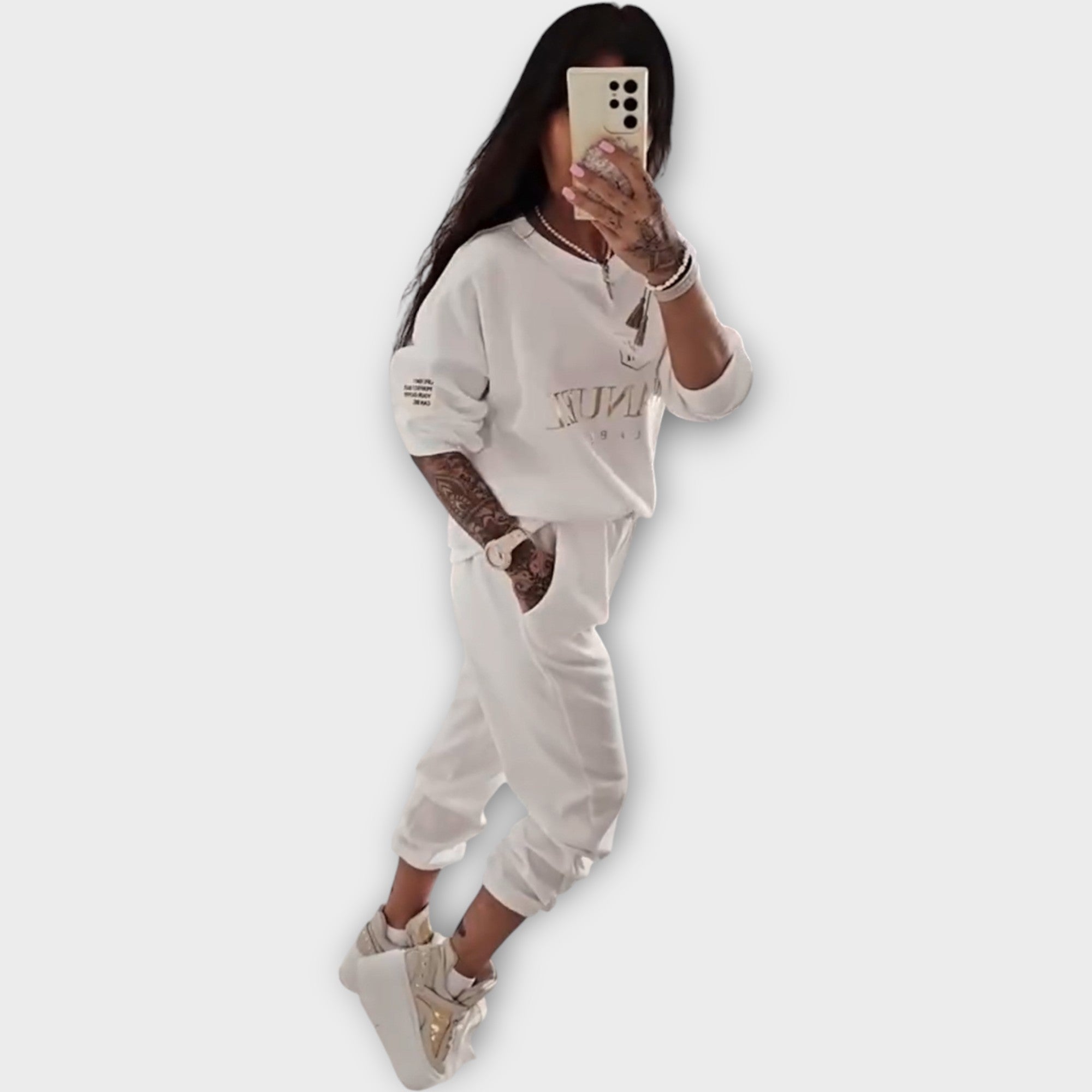 Tracksuit Set with Minimal Design and Comfort