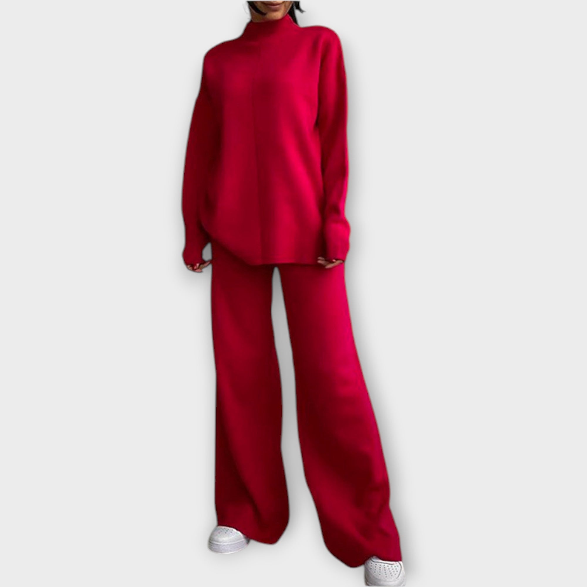 Set with Relaxed Fit and Minimal Aesthetic