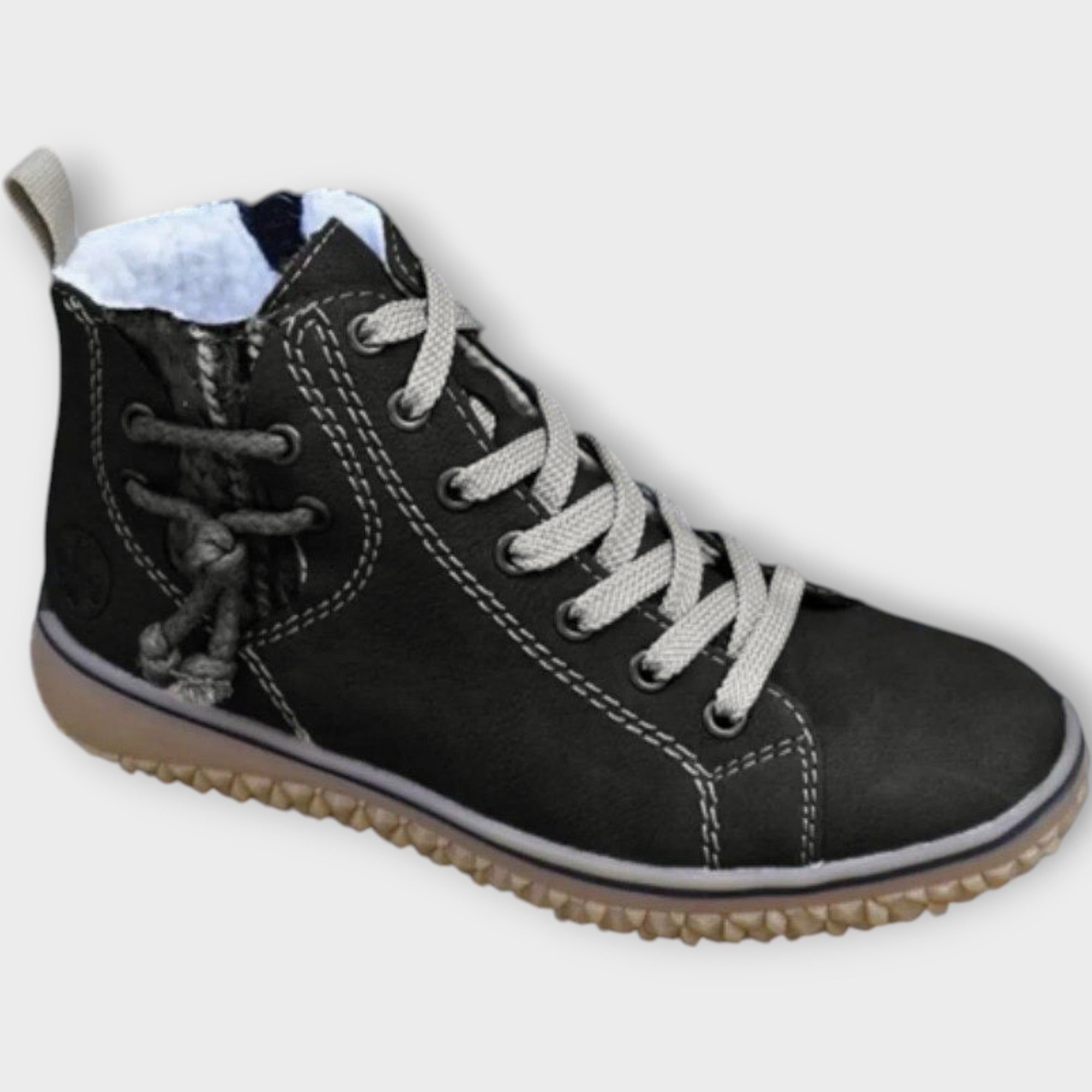 Modern Sports Boots with Comfortable Fit