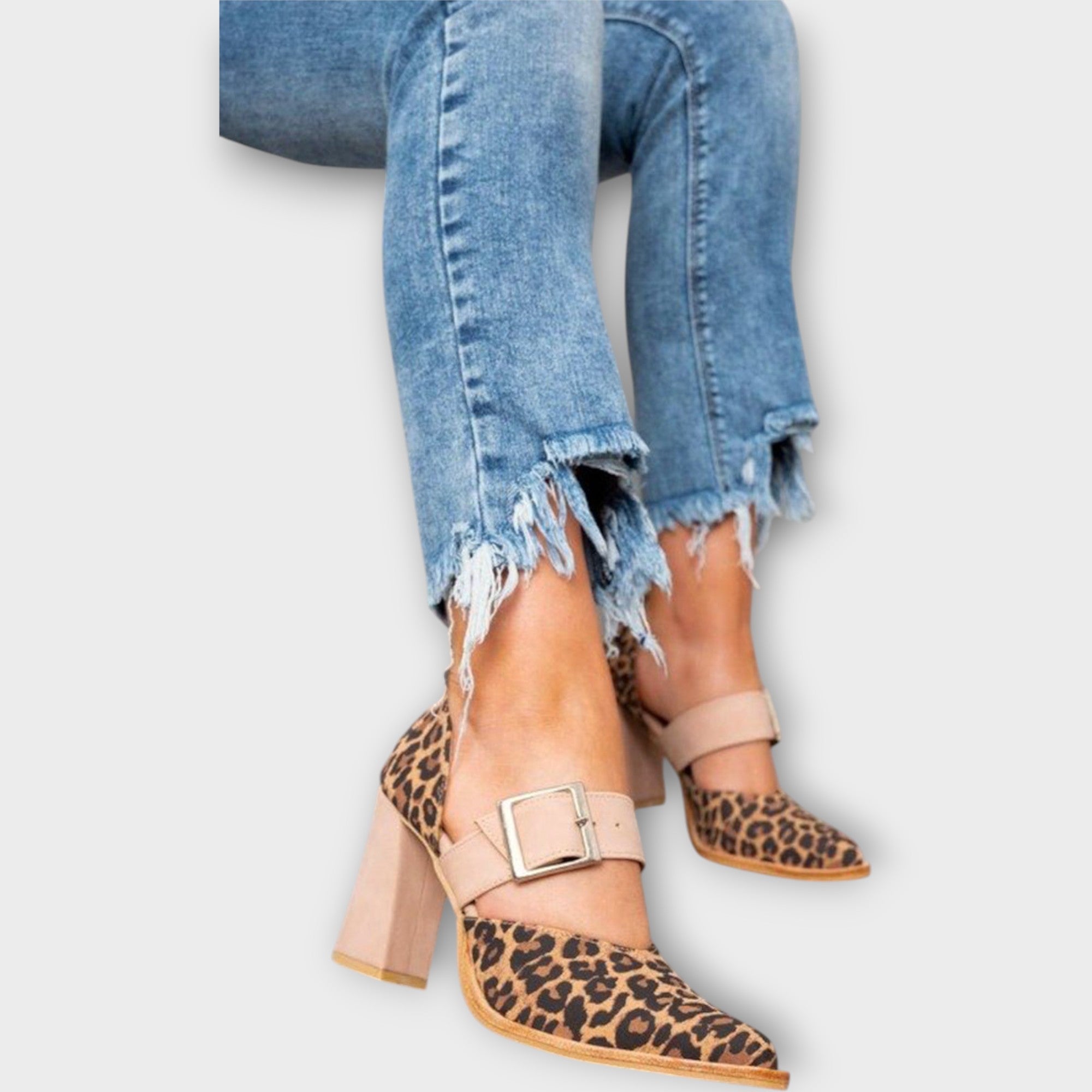 Lion Sandals with Sturdy Heel