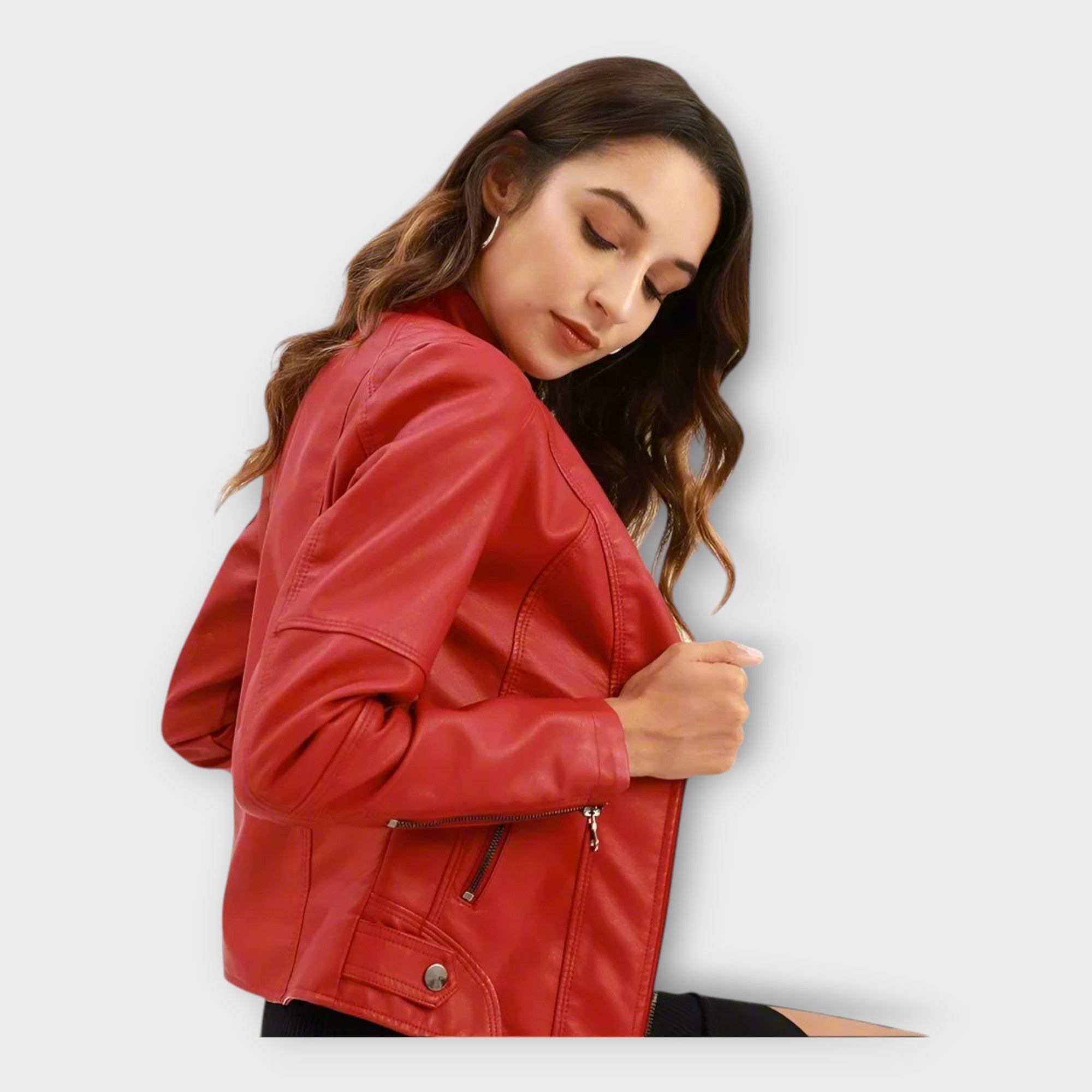 Elegant Leather Jacket with Modern Line and Timeless Style