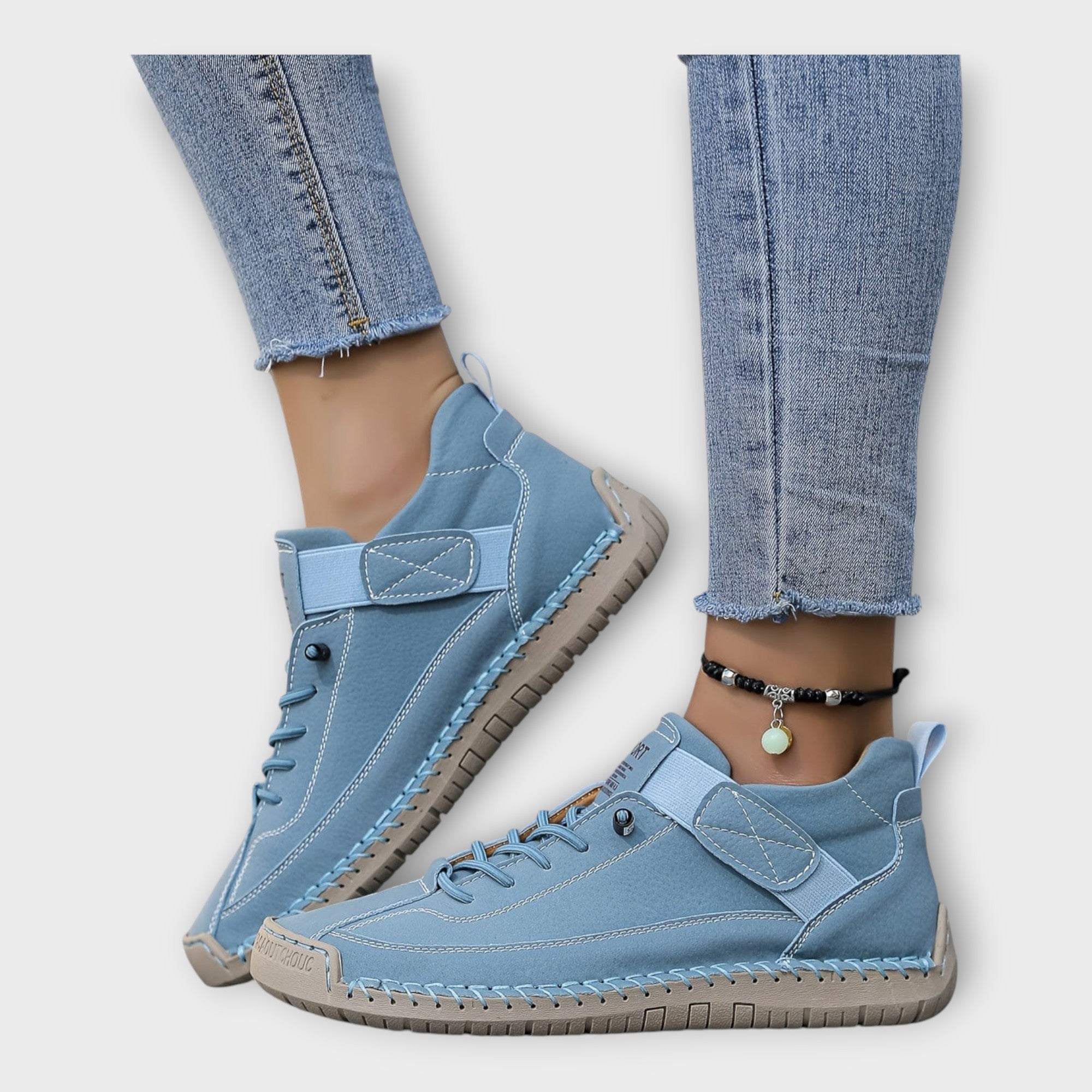 Sports shoes with a sleek and practical design